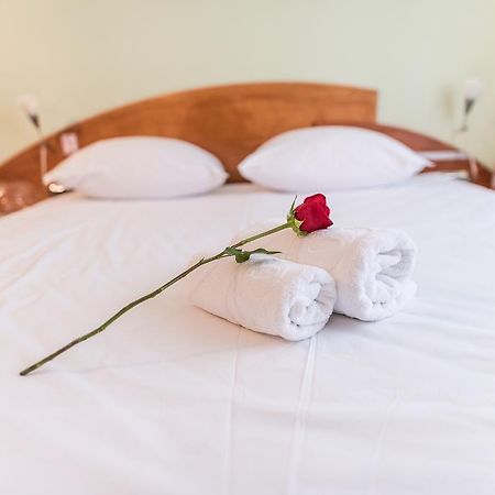Park Hotel Bihać Zewnętrze zdjęcie