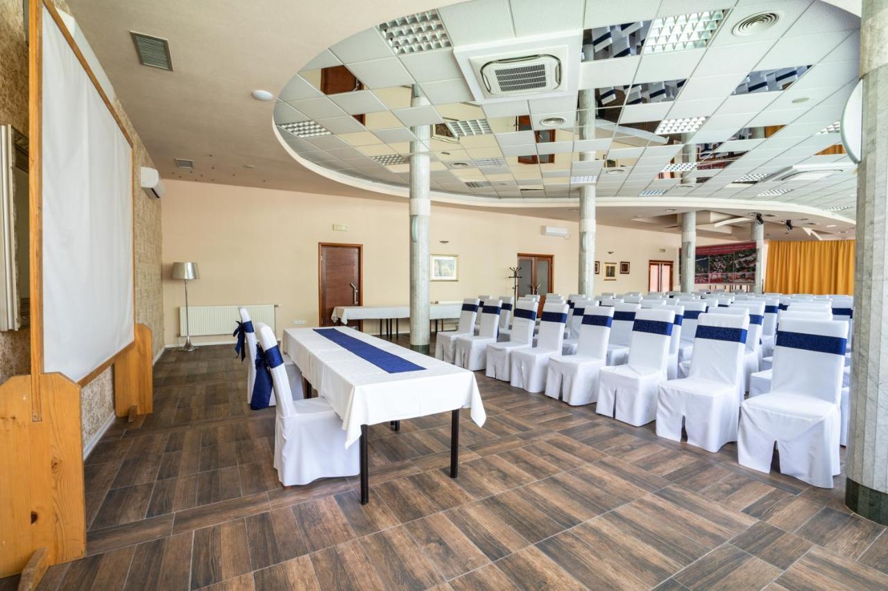 Park Hotel Bihać Zewnętrze zdjęcie