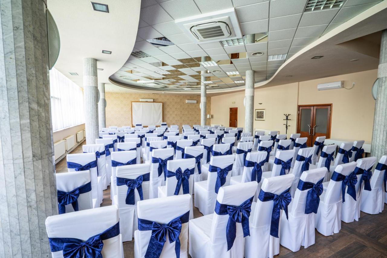 Park Hotel Bihać Zewnętrze zdjęcie