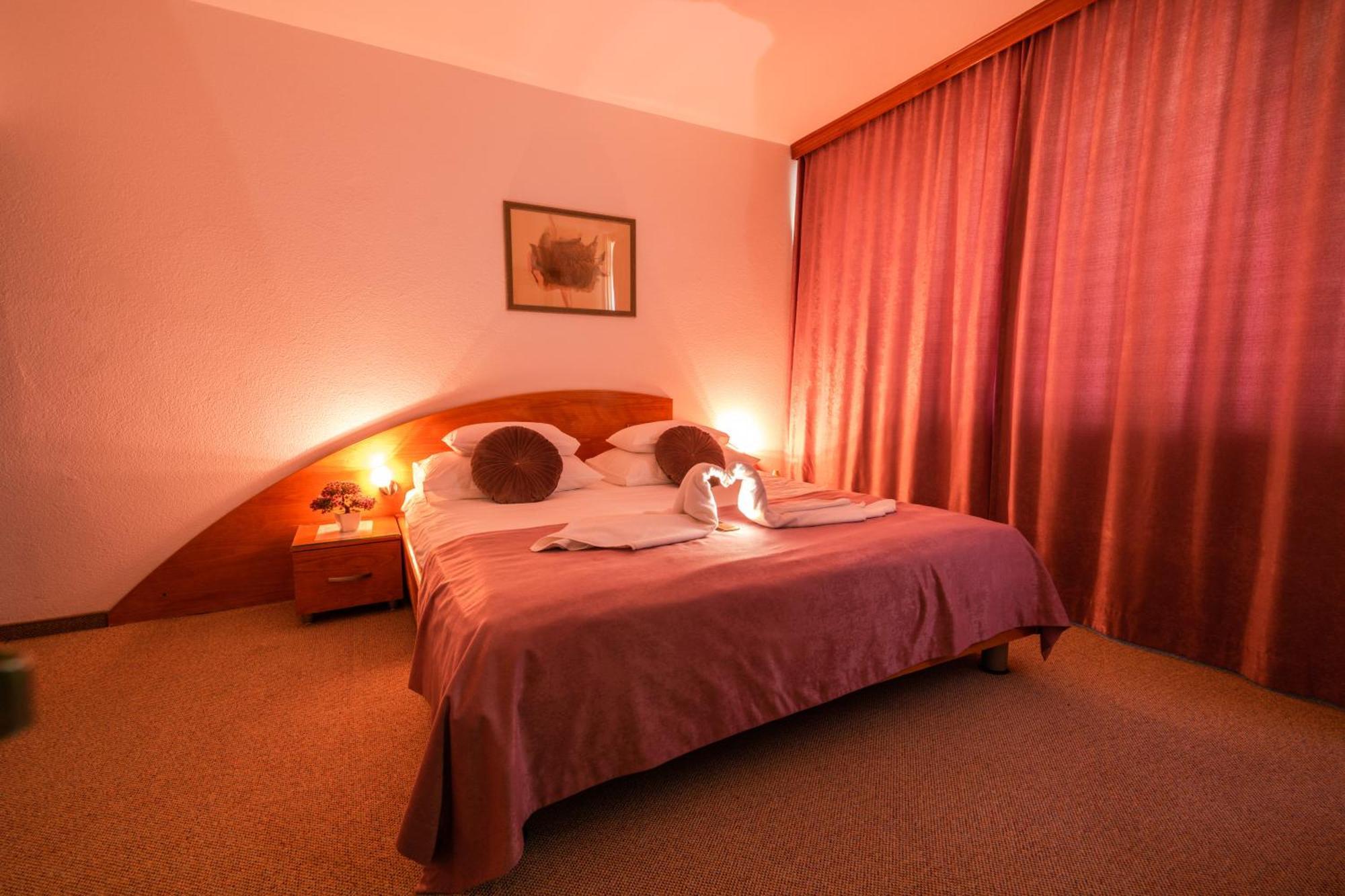 Park Hotel Bihać Zewnętrze zdjęcie