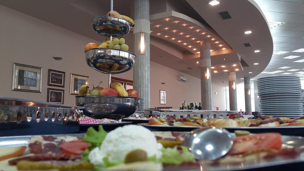 Park Hotel Bihać Zewnętrze zdjęcie