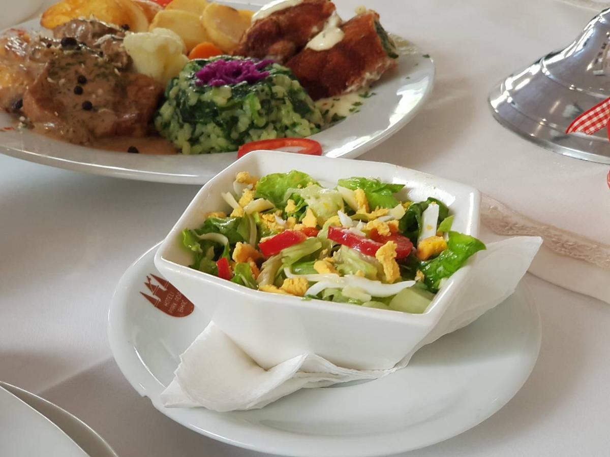 Park Hotel Bihać Zewnętrze zdjęcie