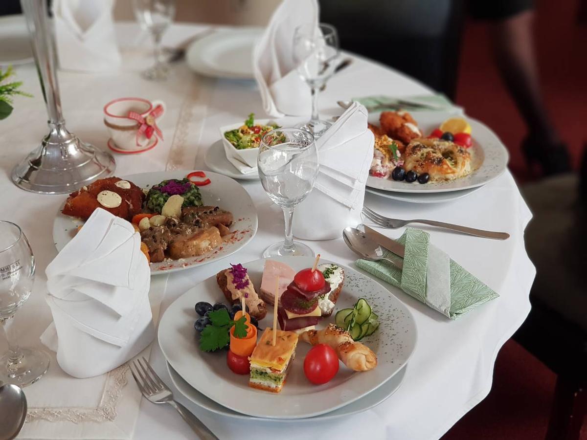 Park Hotel Bihać Zewnętrze zdjęcie